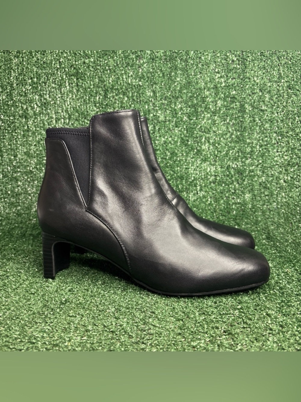 NEW Clarks Women's Kyndall Faye‎ Black 26174301 Size 10 M